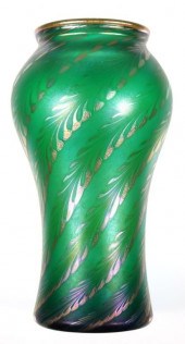 CORREIA ART GLASS PULLED FEATH