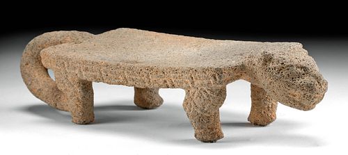 COSTA RICAN BASALT JAGUAR EFFIGY