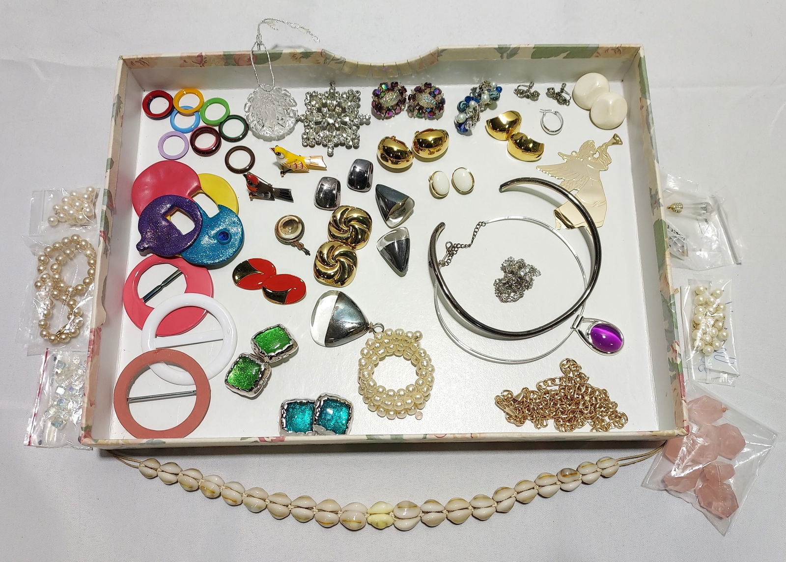 COSTUME AND SILVER JEWELRY LOT
