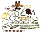COSTUME JEWELRY, 20+ PIECES IN