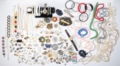 Costume jewelry grouping inclu