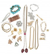 Costume jewelry grouping to in