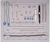 Costume jewelry grouping to in