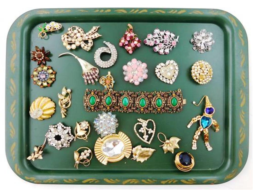 COSTUME JEWELRY: TWENTY-SEVEN
