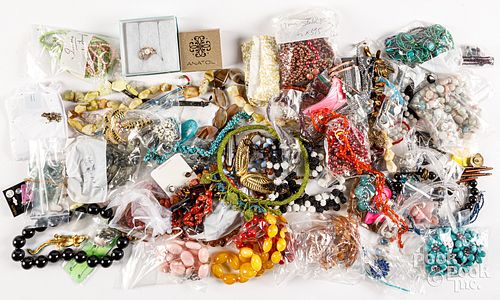 COSTUME JEWELRYCostume jewelry.