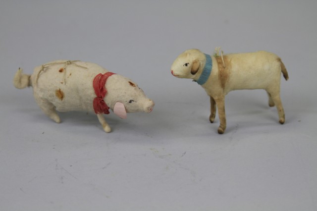 COTTON PIG AND SHEEP ORNAMENTS