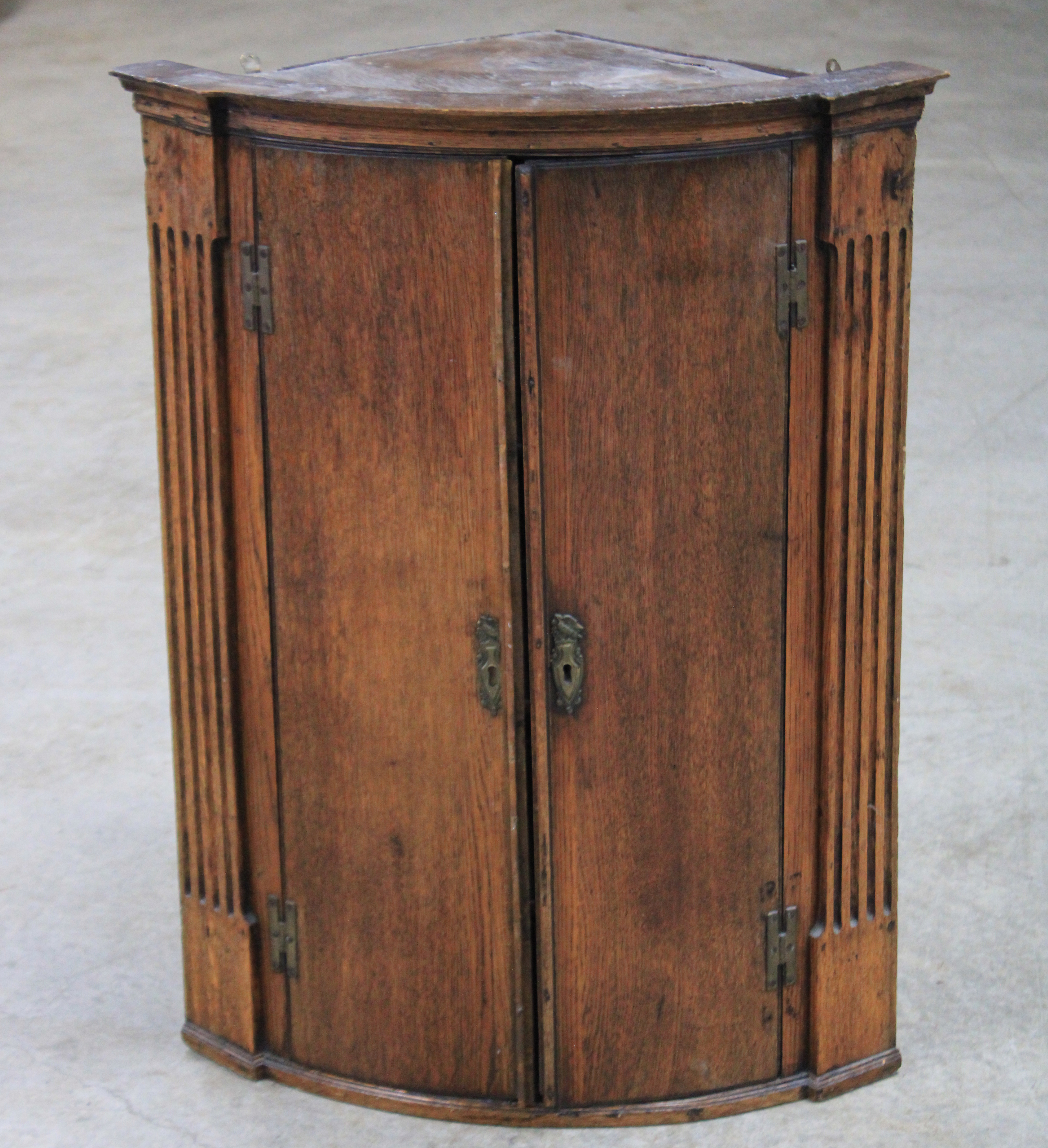 COUNTRY ENGLISH OAK BOWFRONT