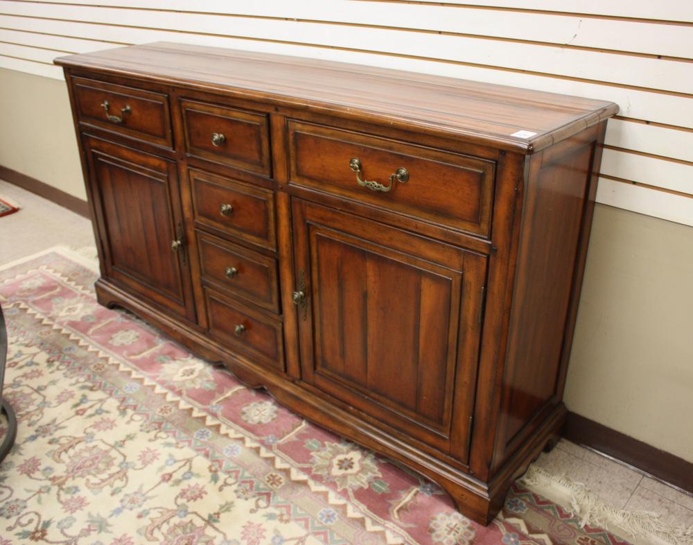 COUNTRY FEDERAL STYLE BUFFET,