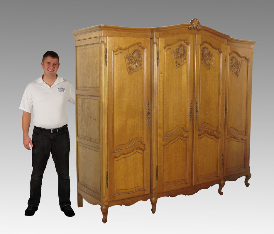 COUNTRY FRENCH OAK FOUR DOOR