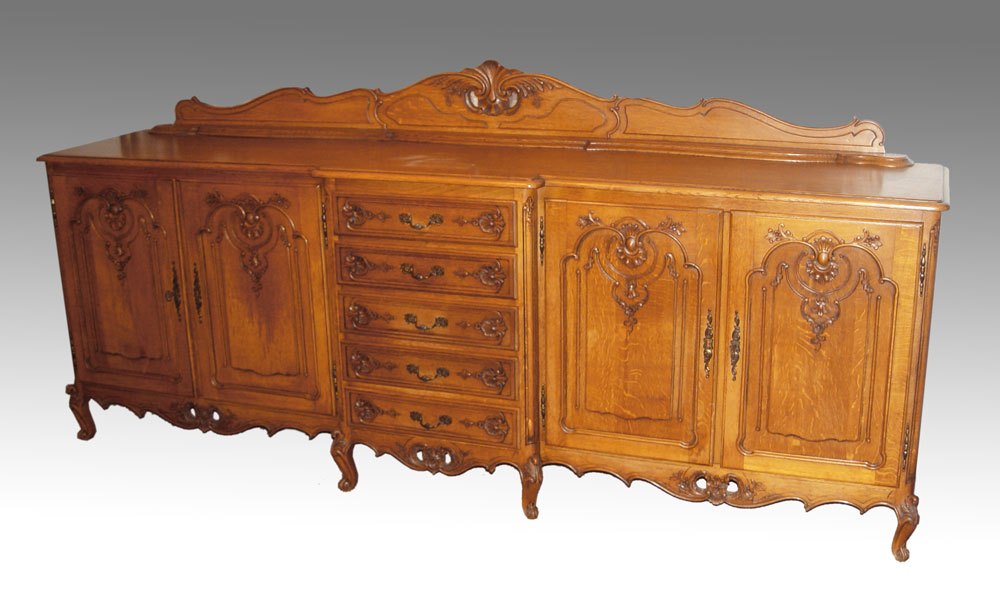 COUNTRY FRENCH OAK SIDEBOARD:
