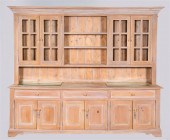 COUNTRY-STYLE BLEACHED PINE CU