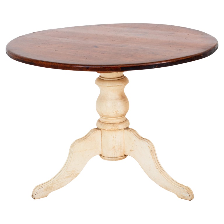 COUNTRY STYLE ROUND DINING TABLE