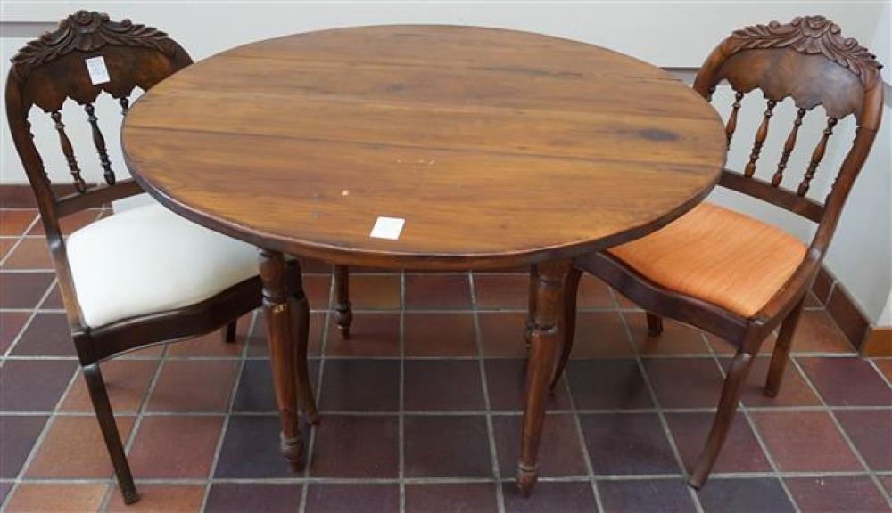 COUNTRY YELLOW PINE ROUND DINETTE
