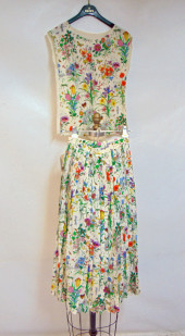 COUTURE. (2) PC SILK VINTAGE G