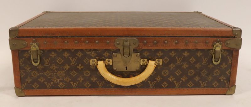 COUTURE. LOUIS VUITTON HARDCASE