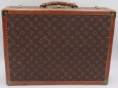 COUTURE. LOUIS VUITTON HARDCAS
