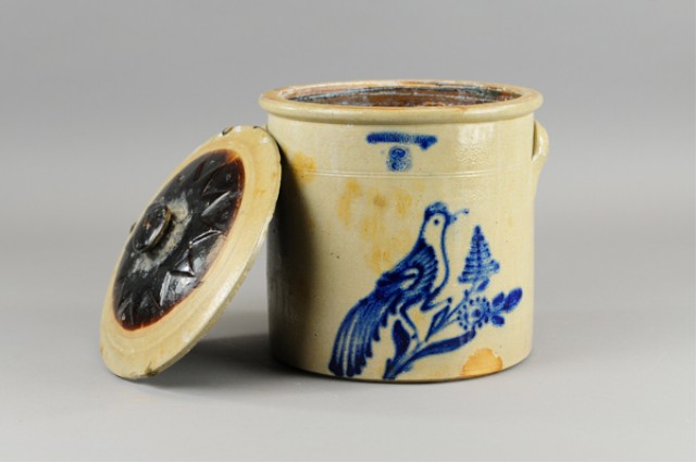 COVERED POTTERY JAR Large handled