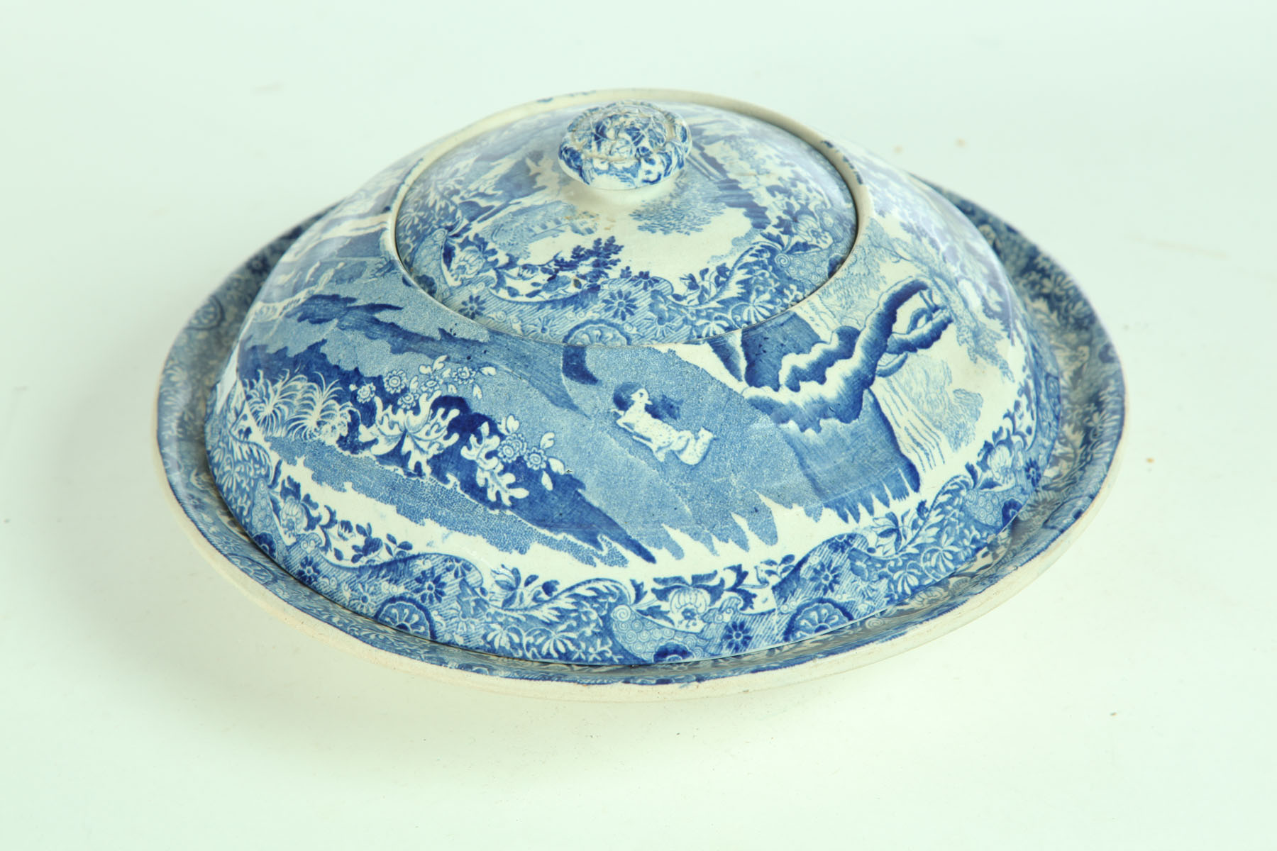 COVERED VEGETABLE DISH.  England 