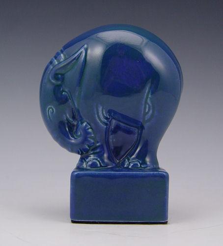 COWAN POTTERY ELEPHANT PAPERWEIGHT: