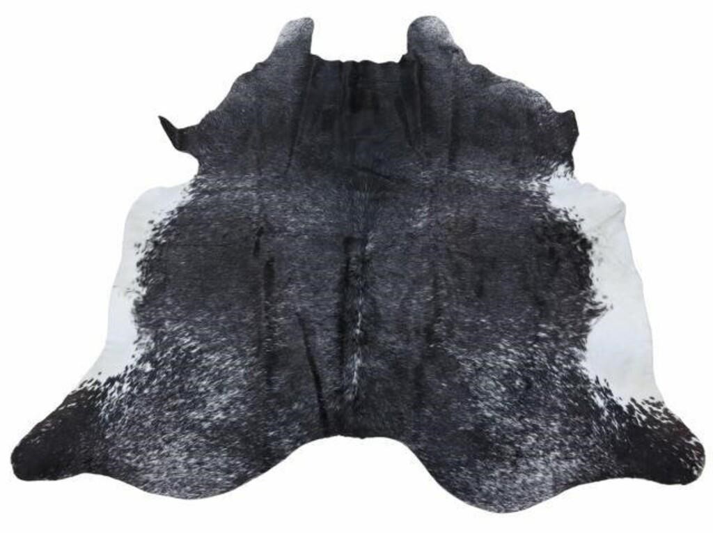 COWHIDE, BLACK & WHITE, APPROX