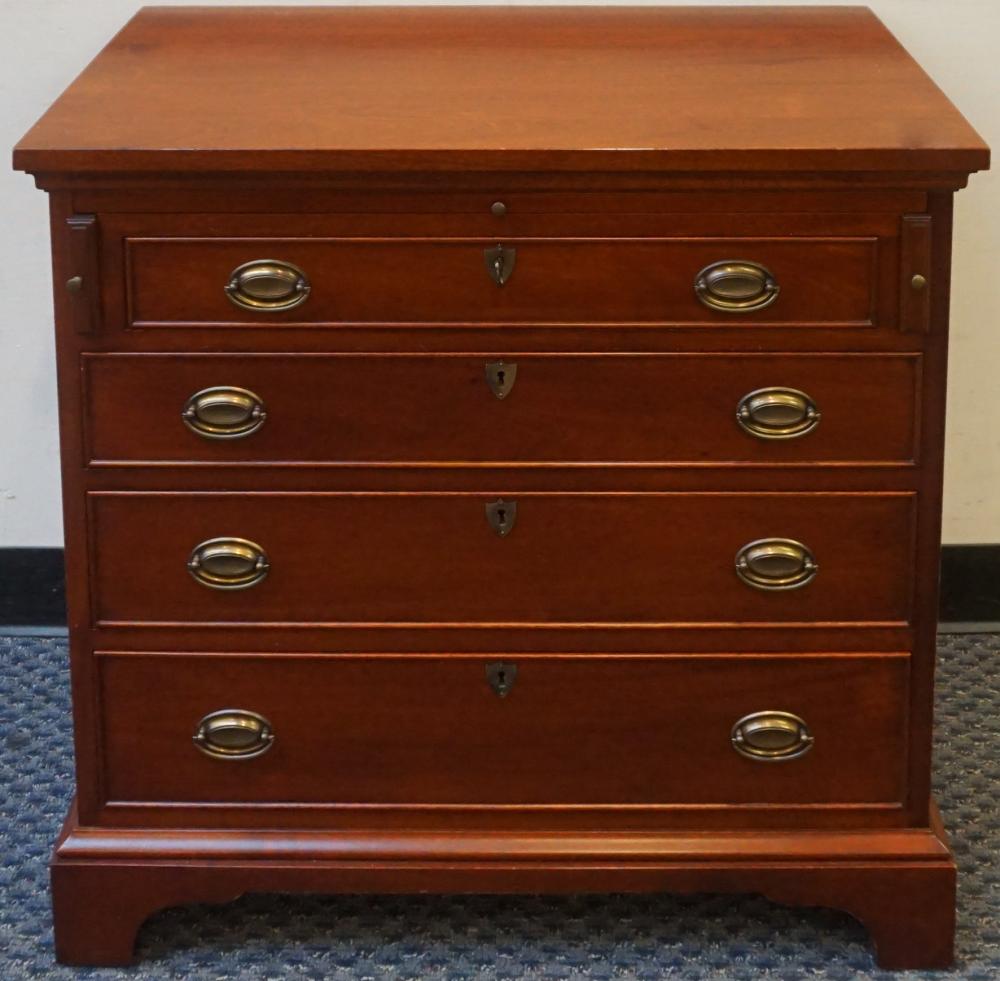 CRAFTIQUE FEDERAL STYLE MAHOGANY