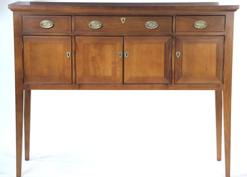 Craftique Style Sideboardsolid