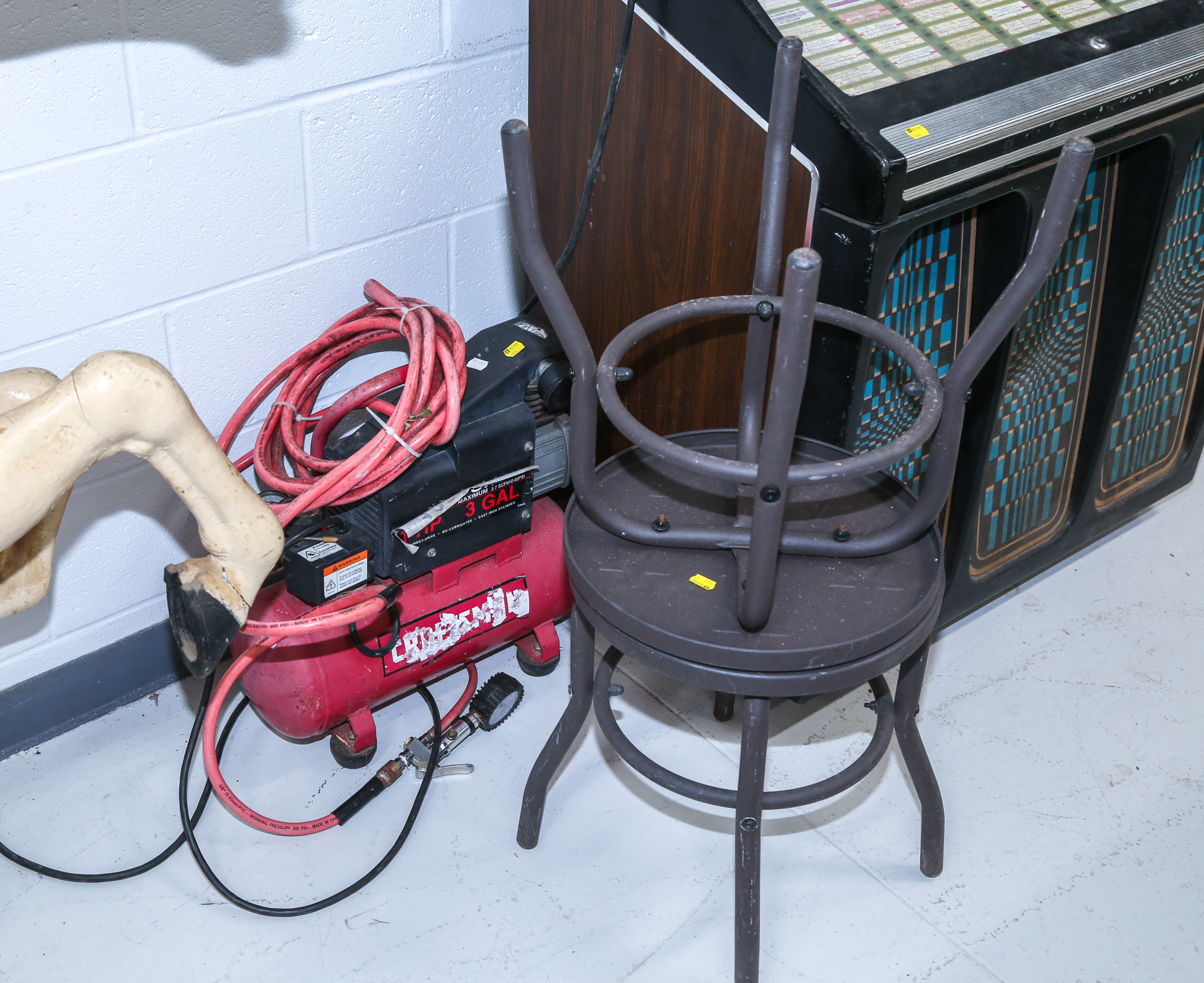 CRAFTSMAN AIR COMPRESSOR With two