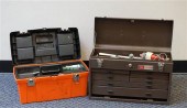 CRAFTSMAN METAL TOOLBOX WITH T