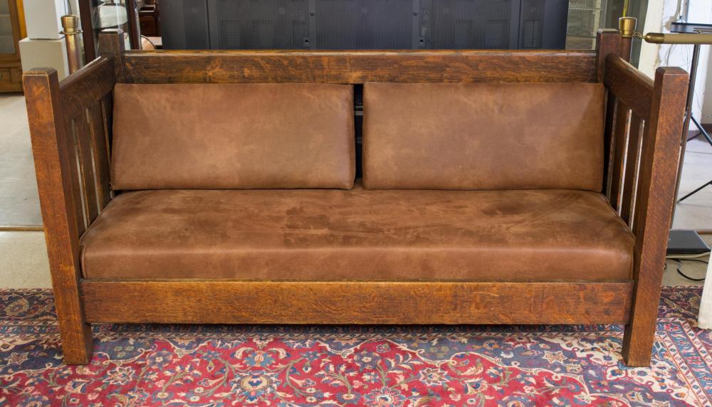 CRAFTSMAN OAK SOFACRAFTSMAN OAK