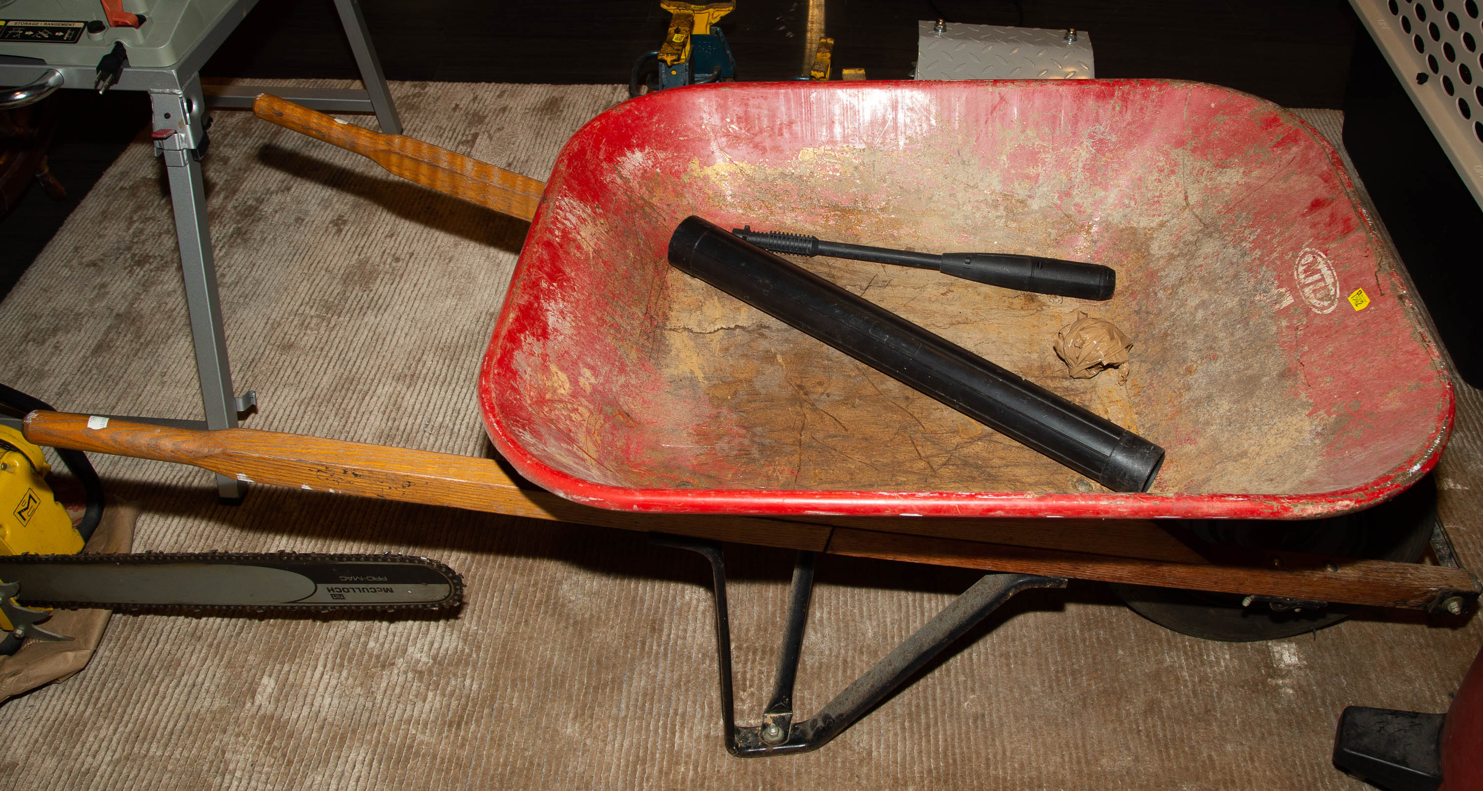 CRAFTSMAN WET/DRY VACUUM & A