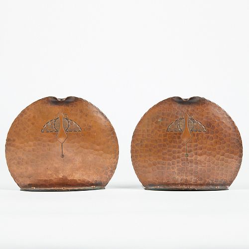 CRAFTSMEN STUDIO MARKED ARTS &