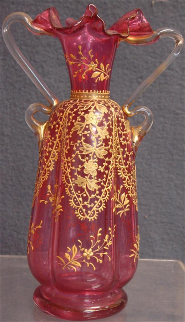 Cranberry glass ruffled top vase,