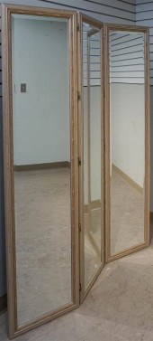 CREAM PARCEL GILT MIRRORED THR