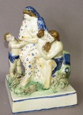 CREAMWARE PRATTWARE FIGURINE -