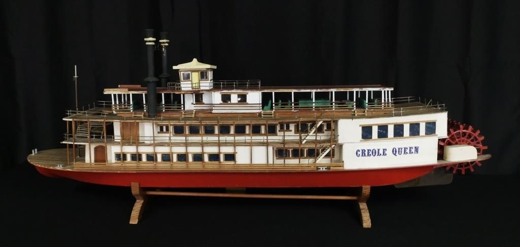 CREOLE QUEEN RC MODEL PADDLEWHEEL