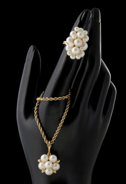 CULTURED PEARL CLUSTER 14K GOLD