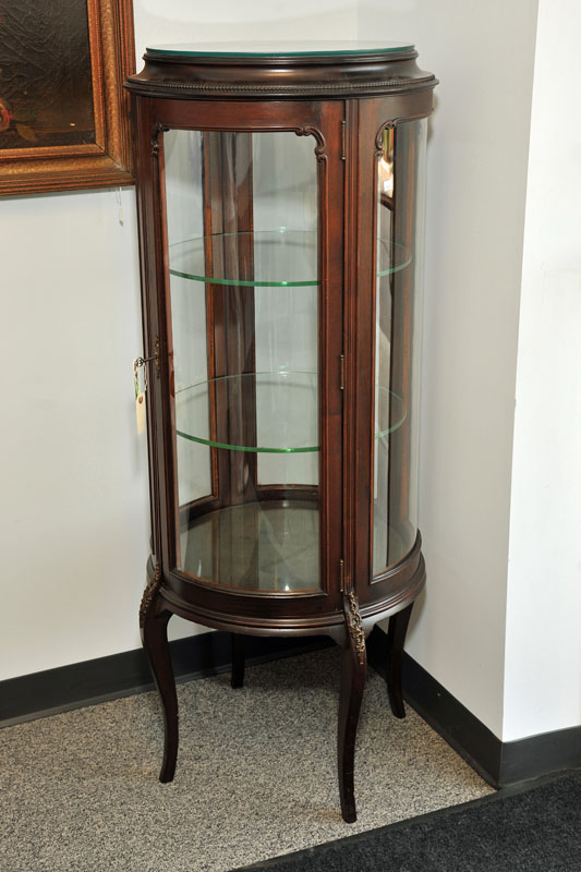 CURIO CABINET. Mahohany 