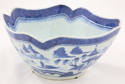 CURVED SQUARE CANTON SALAD BOWL,