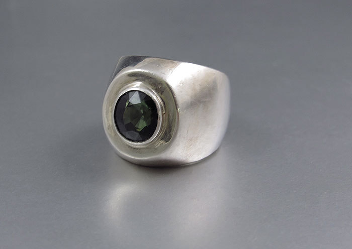 CUSTOM 4.93 CT TOURMALINE RING: