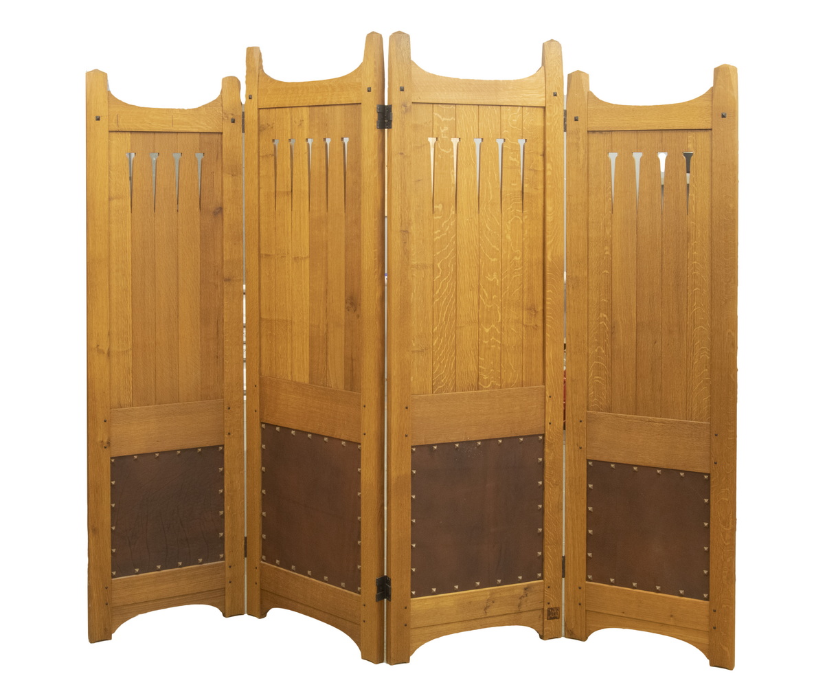 CUSTOM ARTS & CRAFTS FOLDING SCREEN