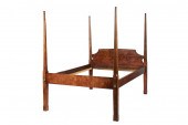 CUSTOM BENCH-MADE BED - Replic