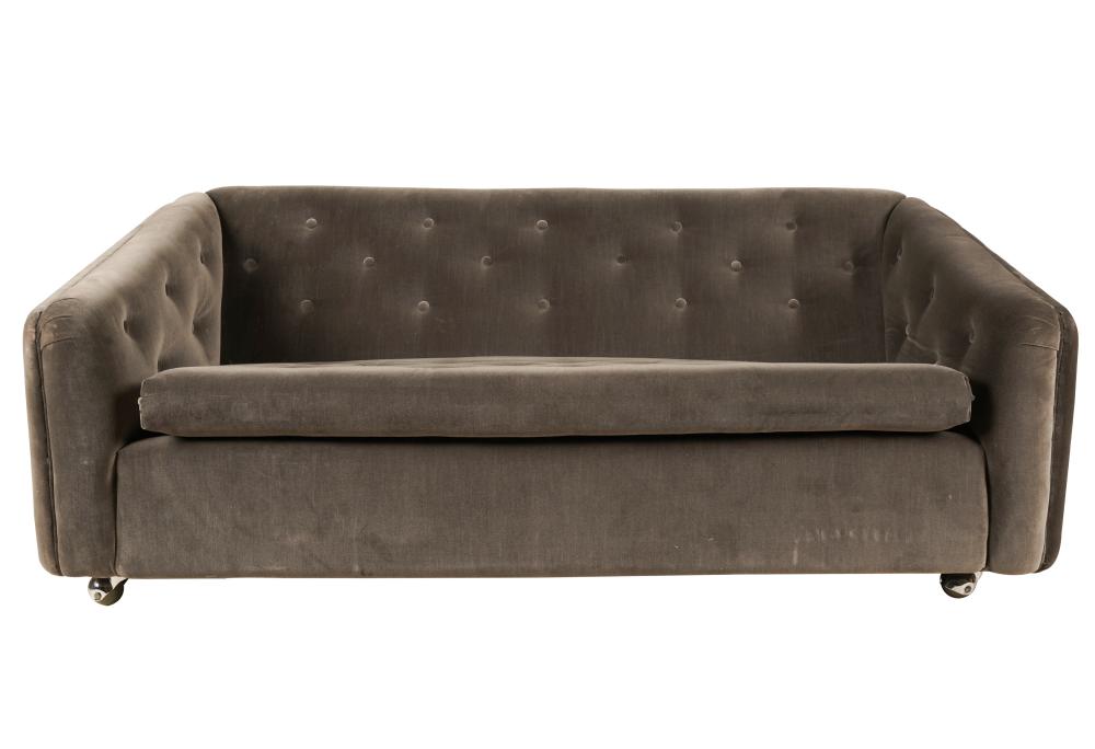 CUSTOM-DESIGNED TUFTED LOVESEAT