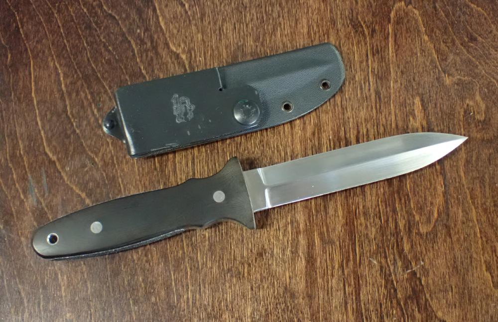 CUSTOM MADE DAGGERCUSTOM MADE