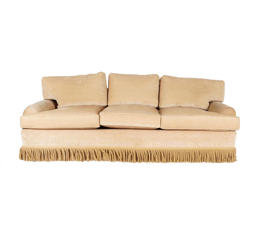 CUSTOM-UPHOLSTERED SOFAmanufacturer