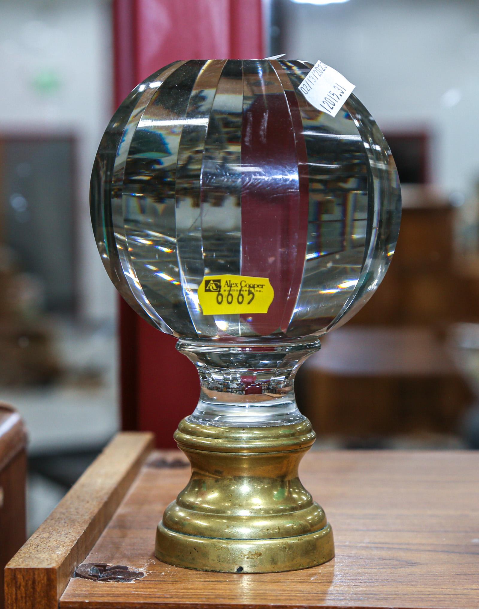CUT CRYSTAL BANISTER OR NEWEL