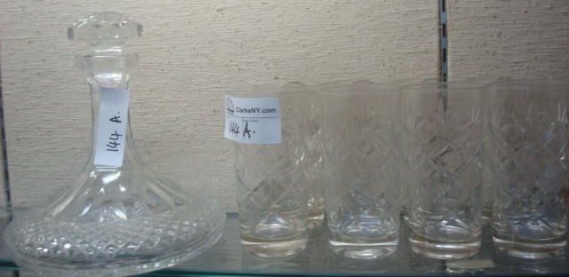 Cut Crystal Decanter & 6 Glasses.