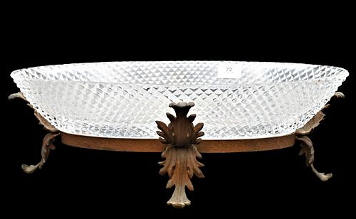 CUT CRYSTAL OVAL CENTER BOWLCut
