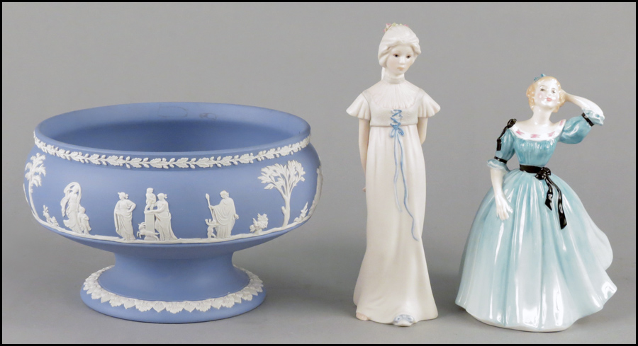 CYBIS BISQUE PORCELAIN GIRL.