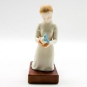 CYBIS PORCELAIN FIGURINE GIRL