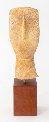 CYCLADIC MANNER HEAD ON WOODEN